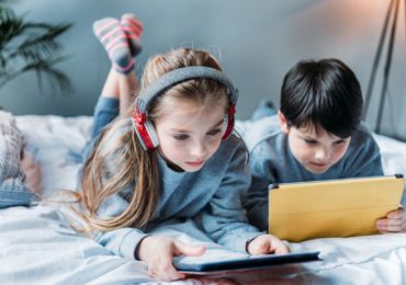 Helping Kids Balance Tech During COVID-19