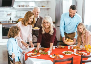 Helping Your Kids with Extended Family Harmony